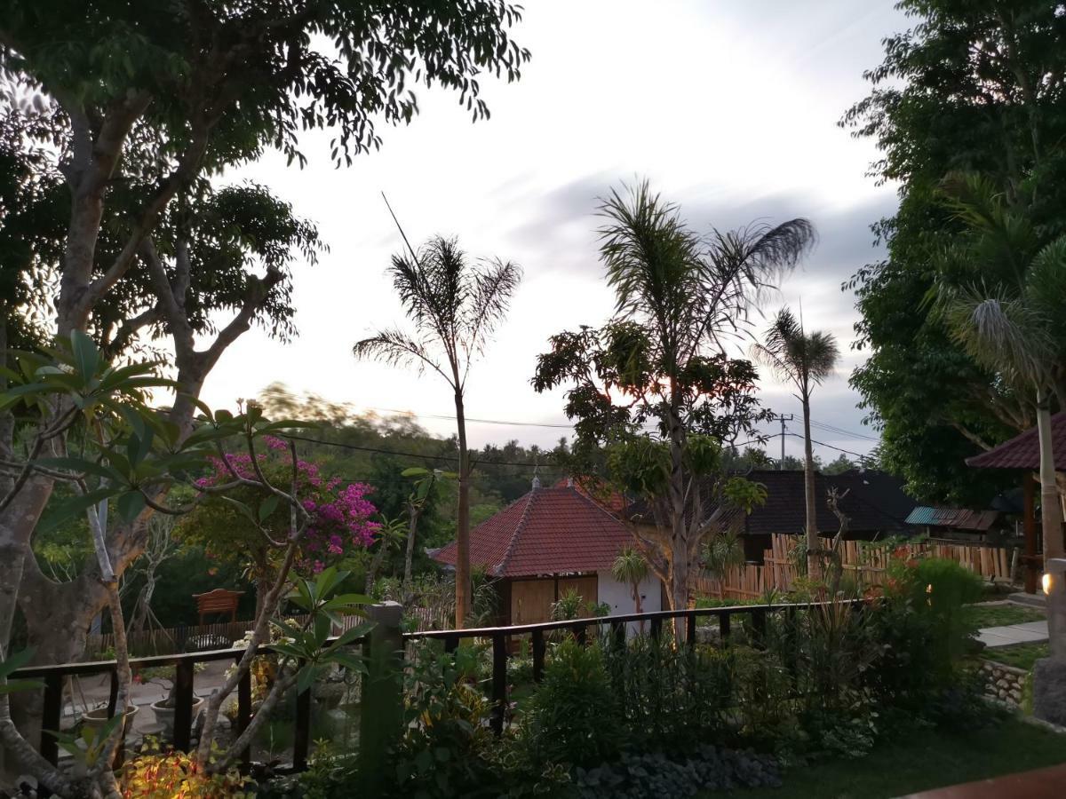 Kamasan Cottage By Reccoma Toyapakeh ภายนอก รูปภาพ