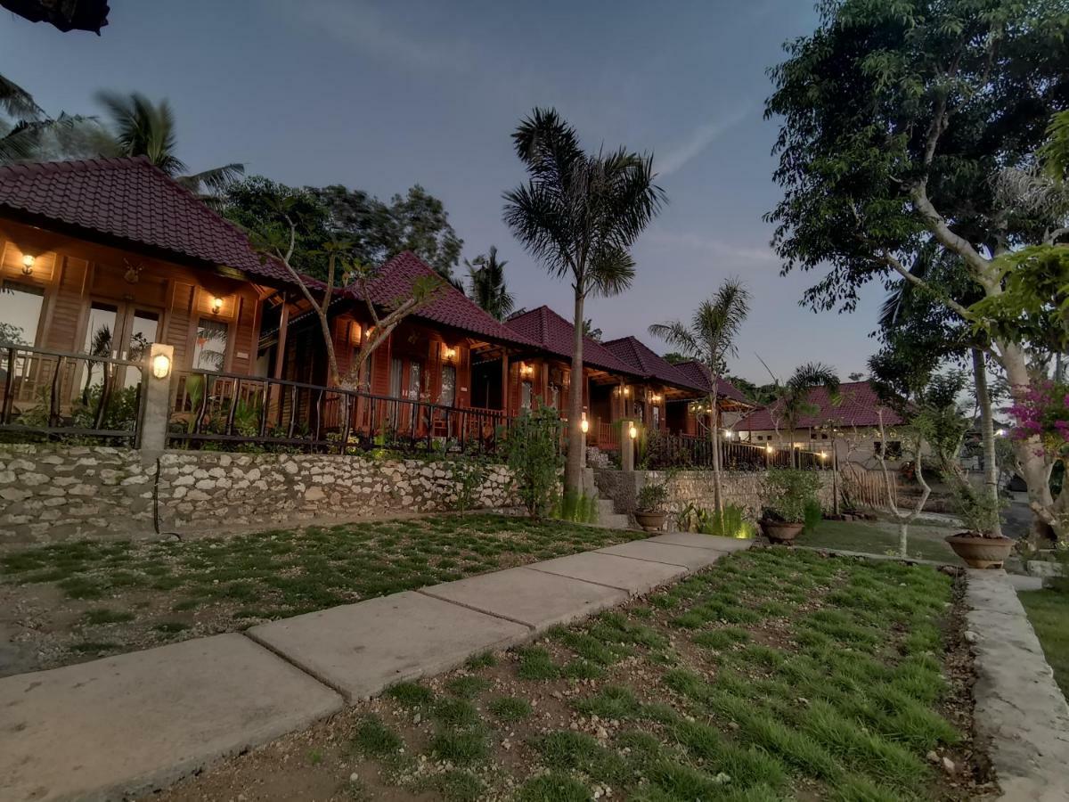Kamasan Cottage By Reccoma Toyapakeh ภายนอก รูปภาพ